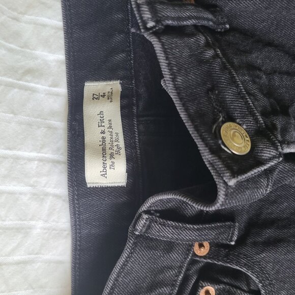 Abercrombie split hem black wash jean size 4R/2726 - Picture 3 of 3